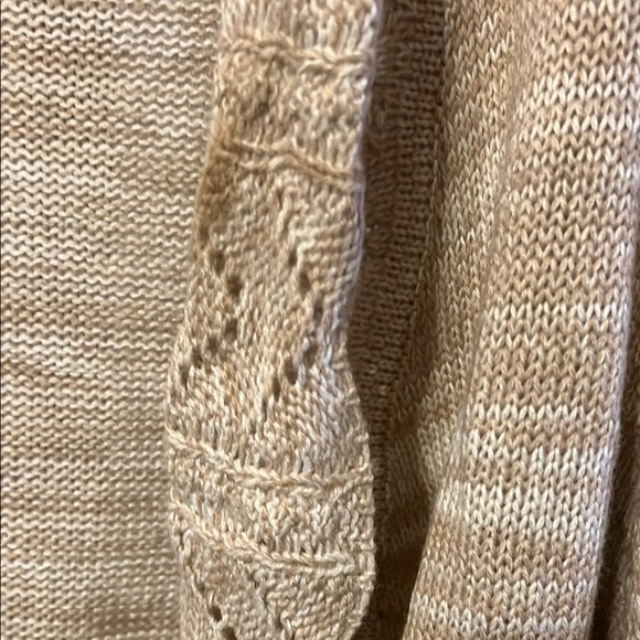 Kim Rogers Beige Sweater - Picture 3 of 3